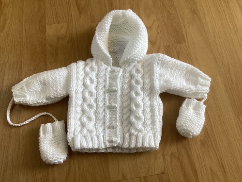 Baby new hand knitted - hand,
