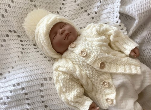 Handknitted traditional cream - traditional,